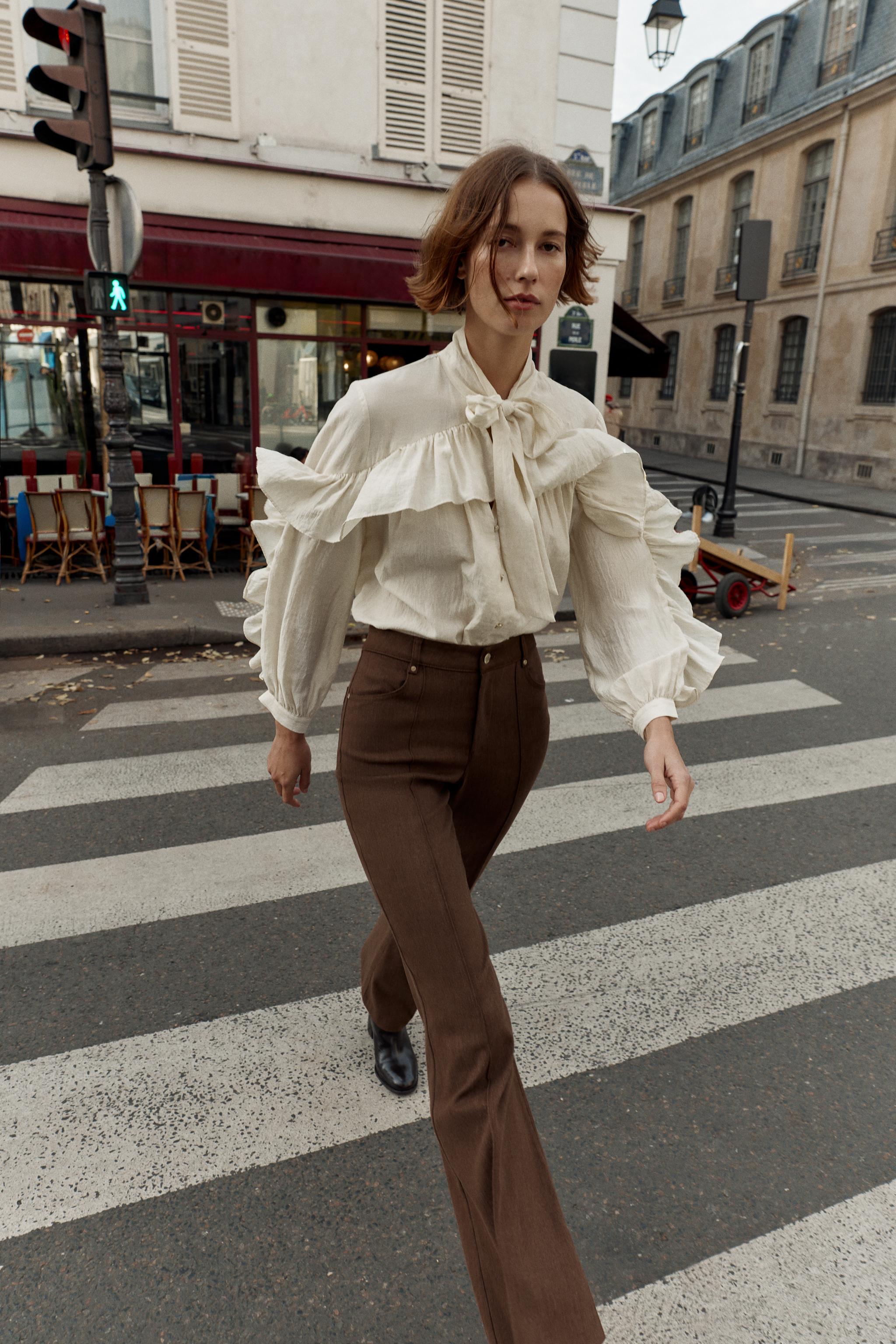 HIGH-WAISTED FLARE PANTS